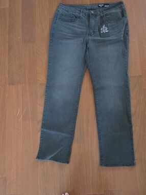 new directions Men's Straight-Leg Jeans in Charcoal
